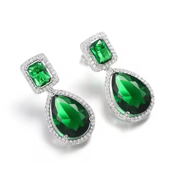 Emerald Green Crystal Halo Teardrop Dangle Wedding Earrings  Emerald Green Teardrop Crystal Earrings – Luxury Silver Halo Design
